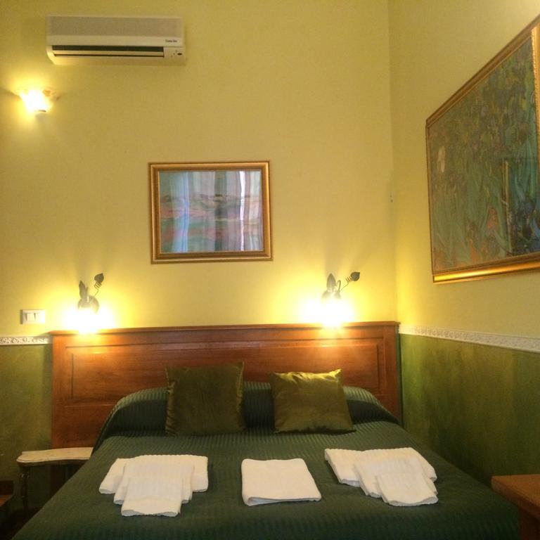 רומא Tamara'S Suites חדר תמונה